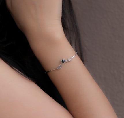 Silver Deer Love Bracelets with I Love You Projection in 100 languages