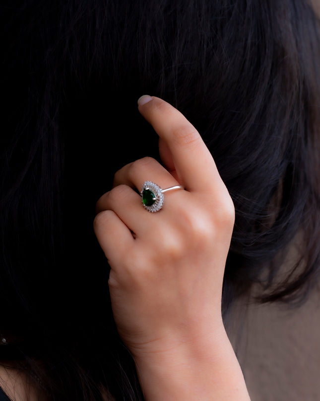 Silver Zircona Bijou Pear Emerald Ring