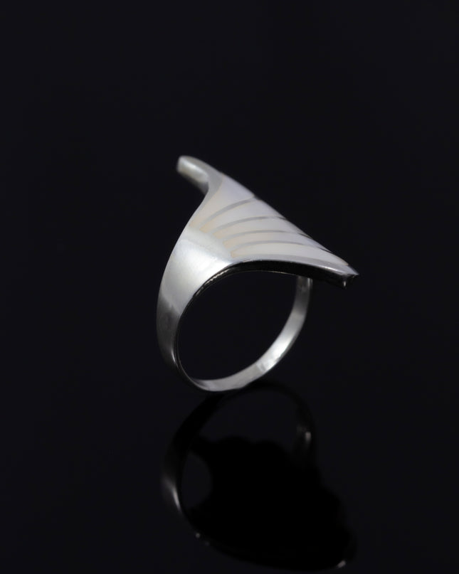 Silver White Sphatik Ring